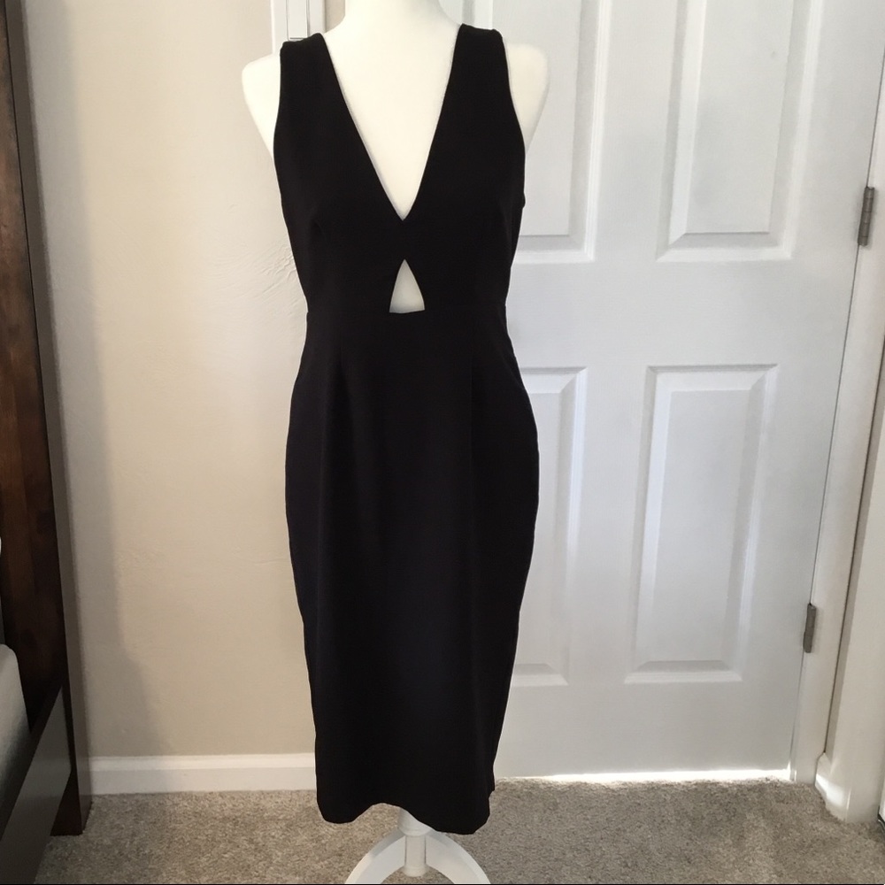 Little Black Dress; Midi Cutout Dress *Curvy Fit*